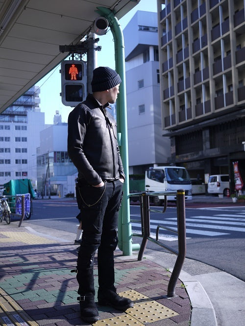 普段着の鹿シャツ