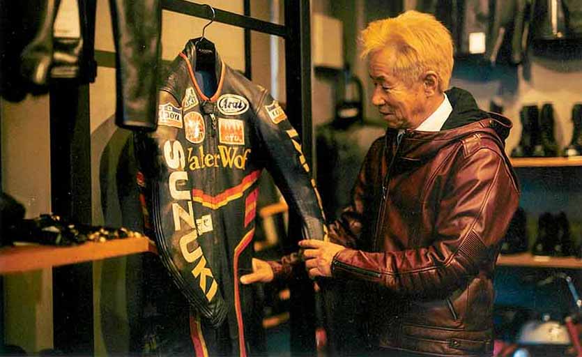雑誌「RIDERS CLUB 3月号」に弊社のアイテムが掲載されました。