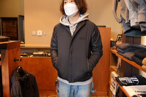 軽くコンパクトなあったかミドラージャケット