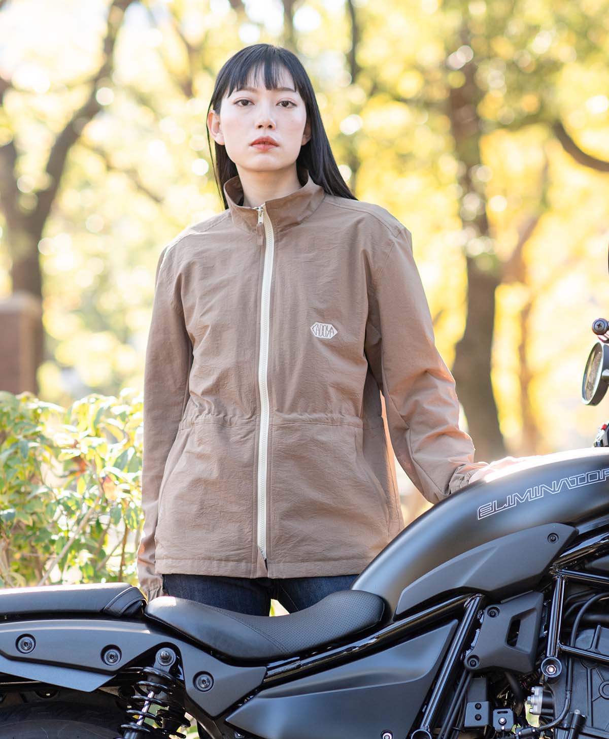 H172 B79 W62 サイズL Tシャツ着用
