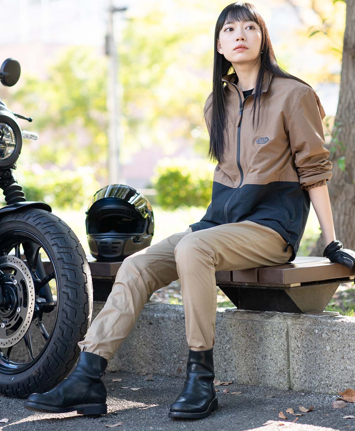 H172 B79 W62 サイズL Tシャツ着用