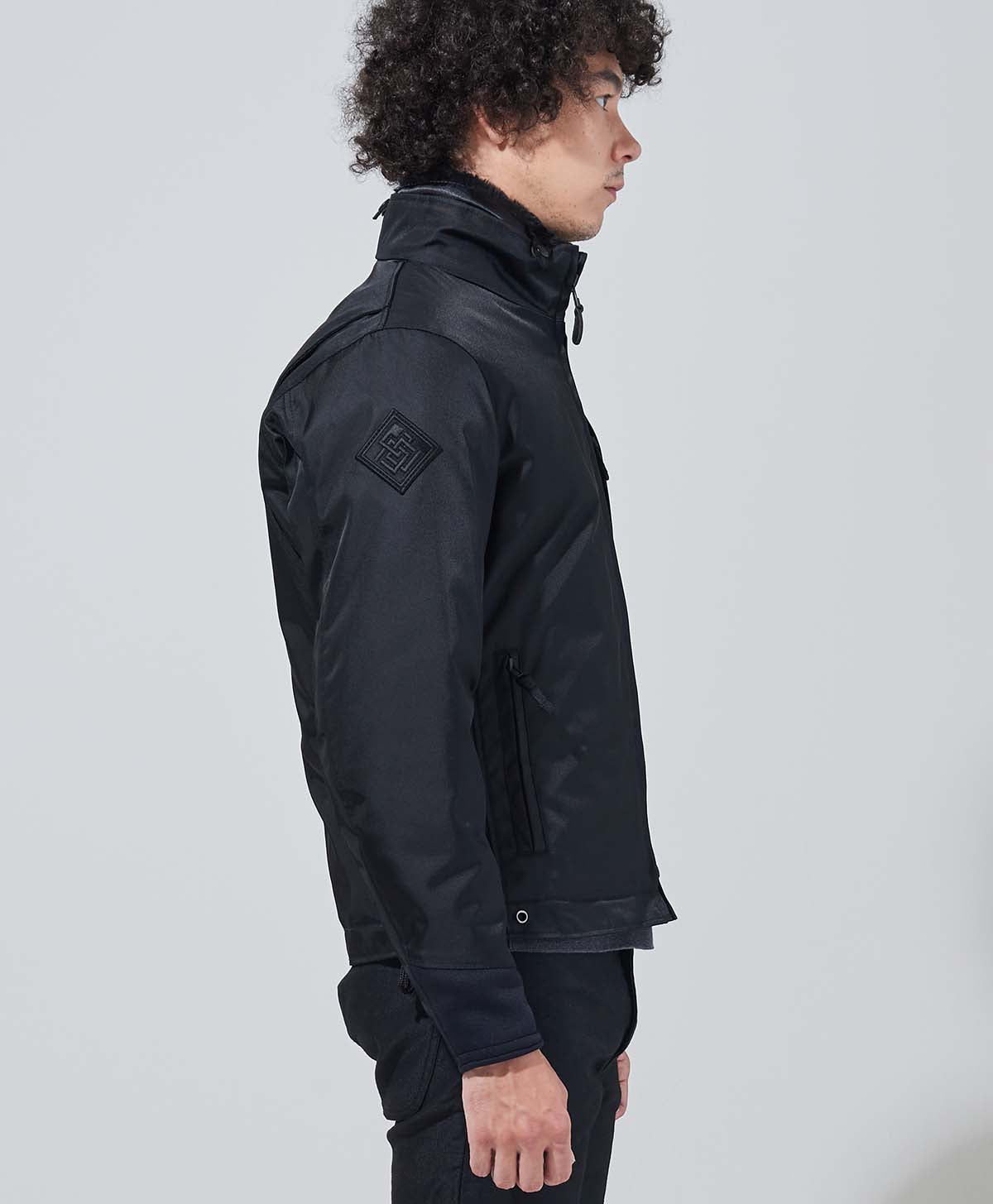 TR-EVO/CW2(A) / BLACK