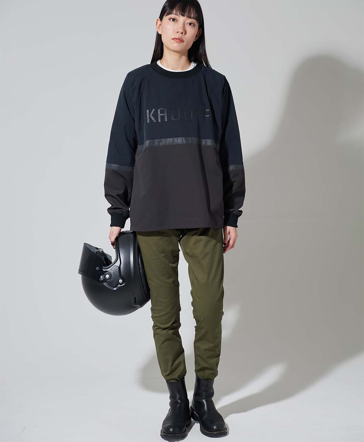 H172 B79 W62 サイズL Tシャツ着用