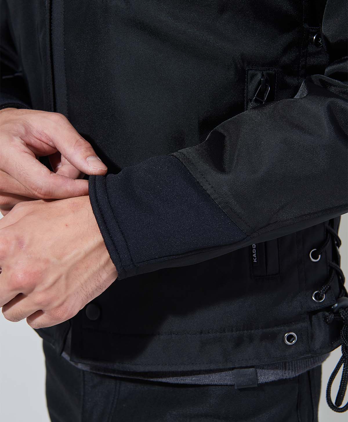 TR-EVO/CW2(A) / BLACK