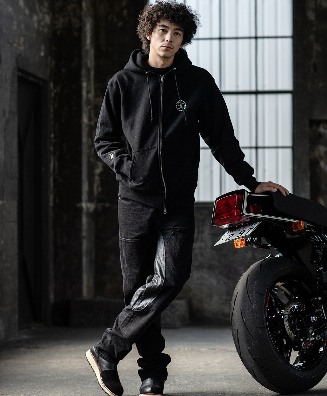 XC SWEAT PARKA / ブラック
