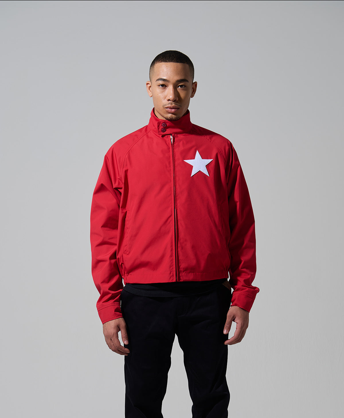 H178 B84 W72 サイズL 着用