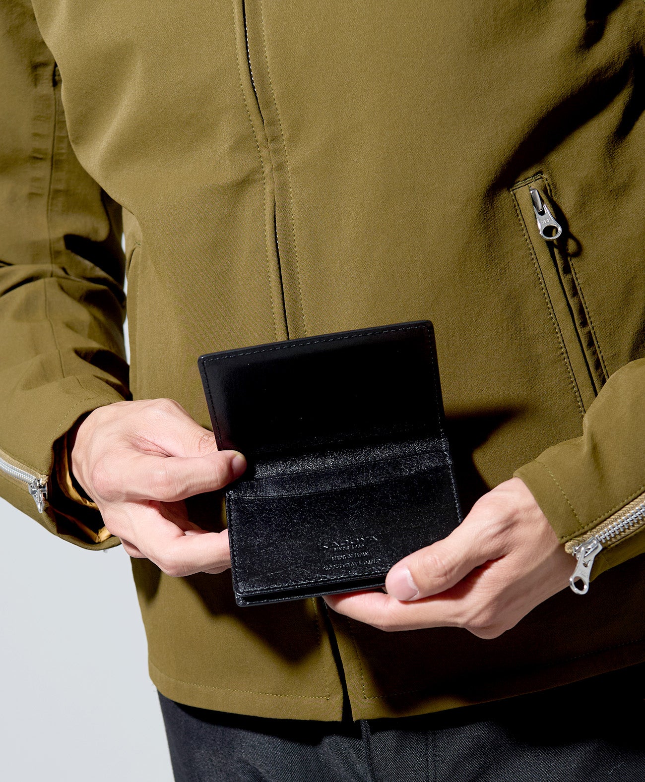 LEATHER CARD CASE