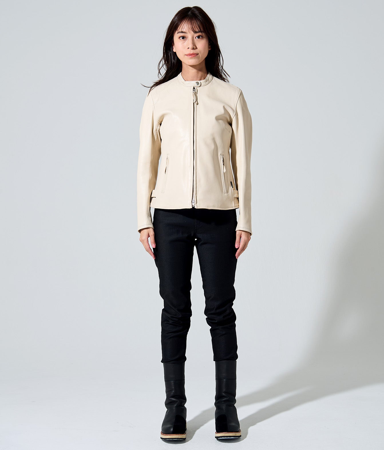 H167 B79 W59 H86 サイズWM 着用