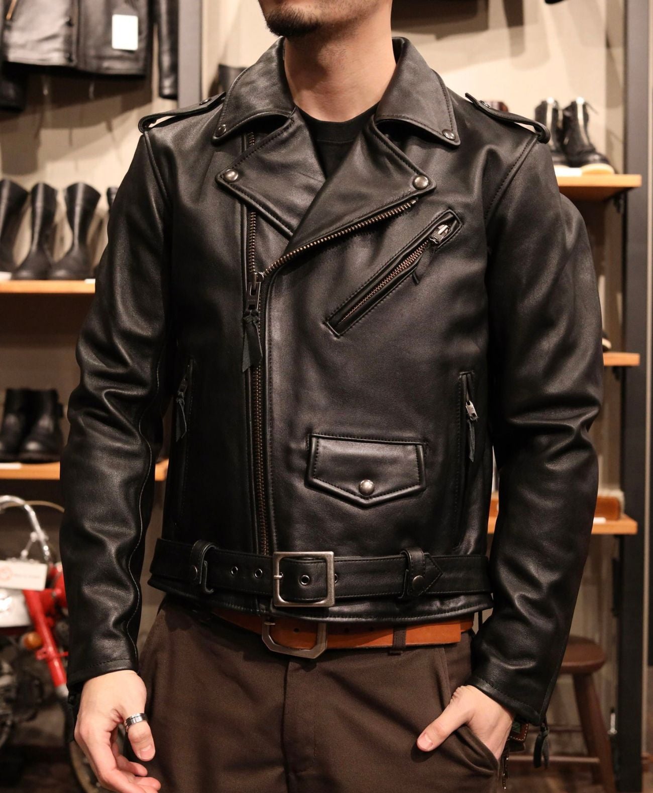 173cm 63kg Size: M