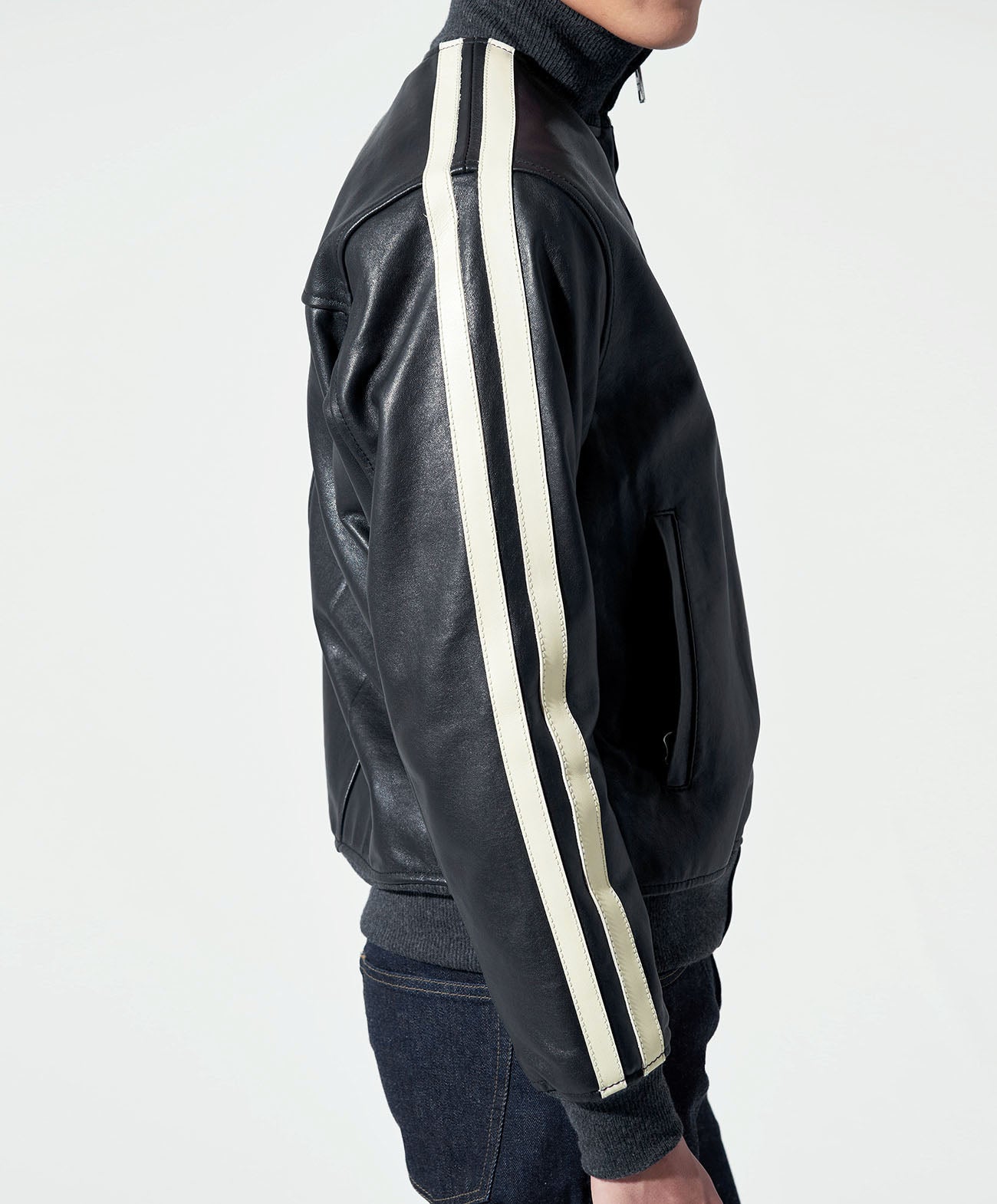 JERSEY DE CUERO