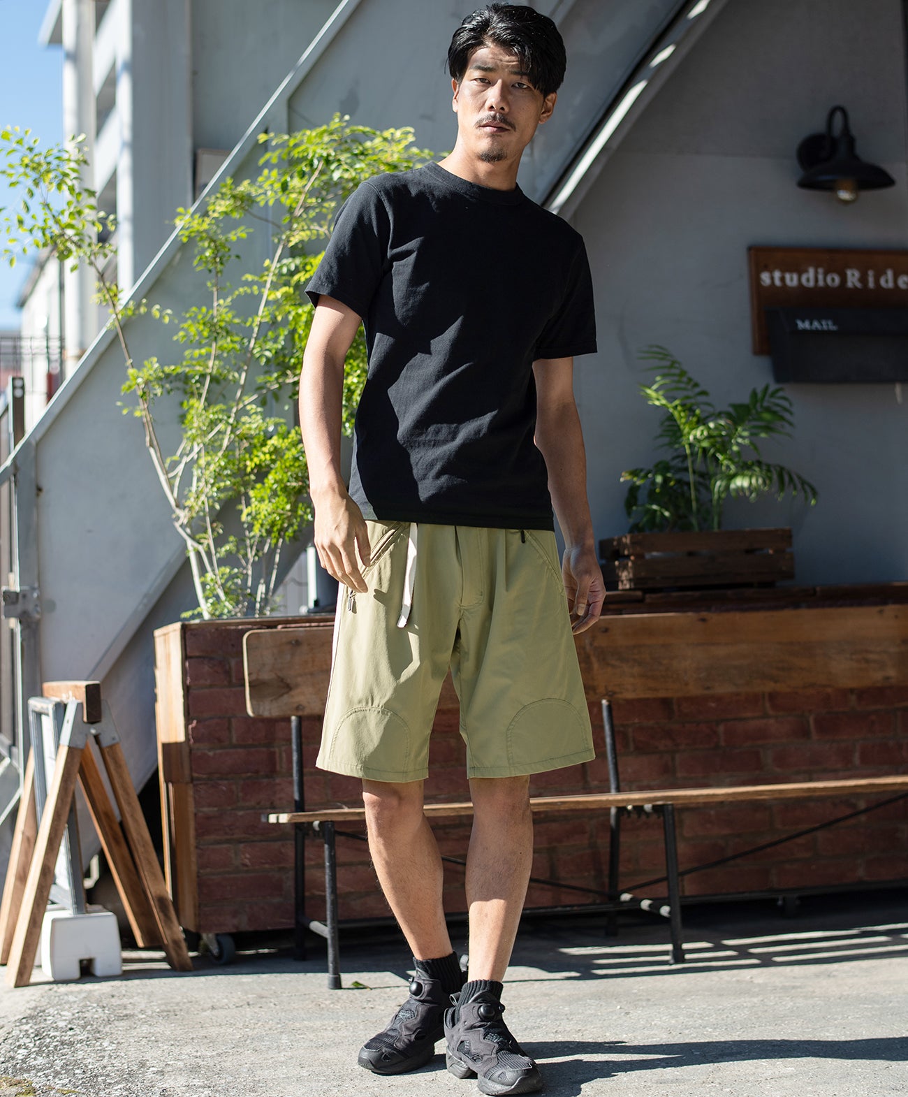 H185 B93 W72 サイズL 着用