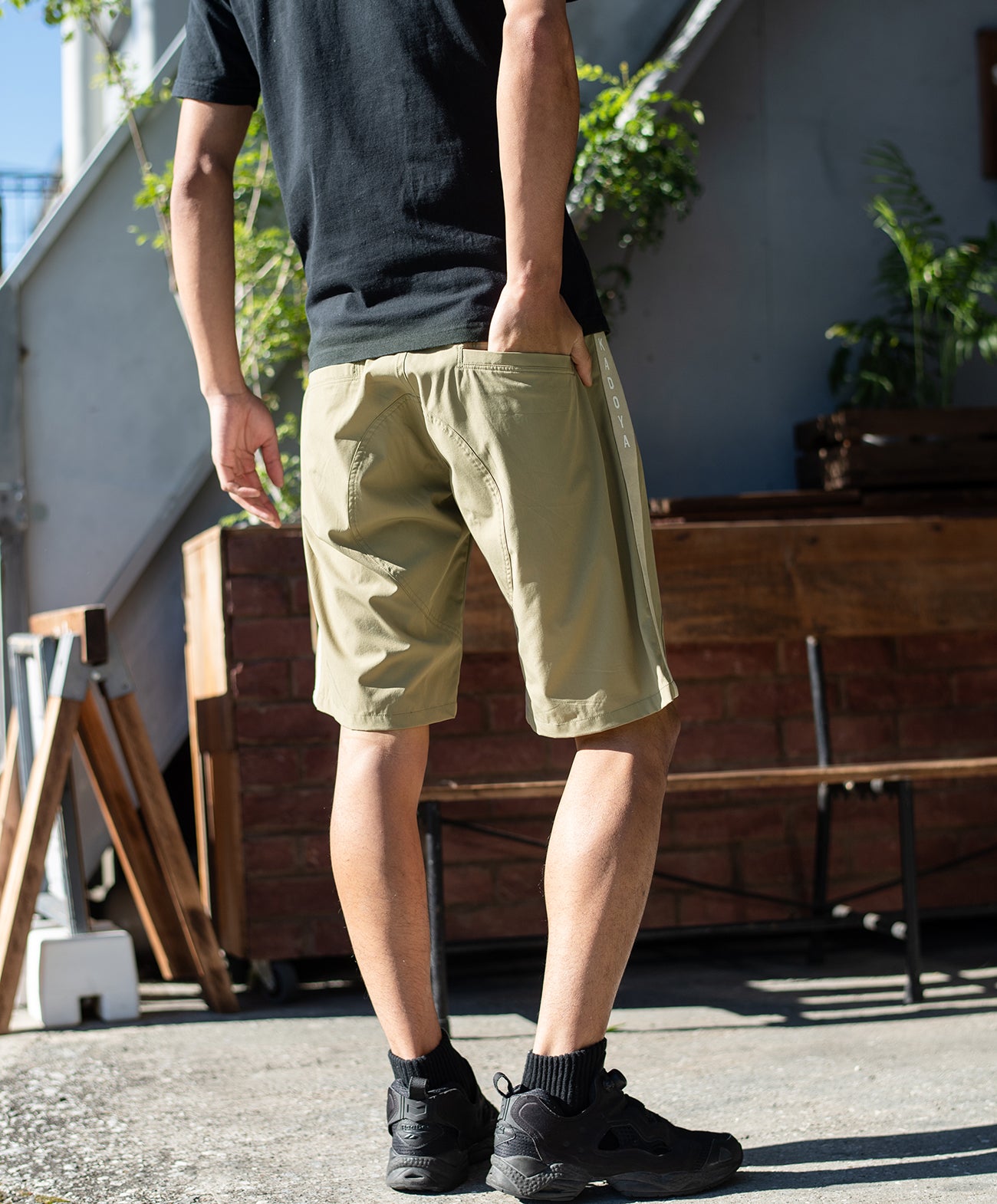 H185 B93 W72 サイズL 着用