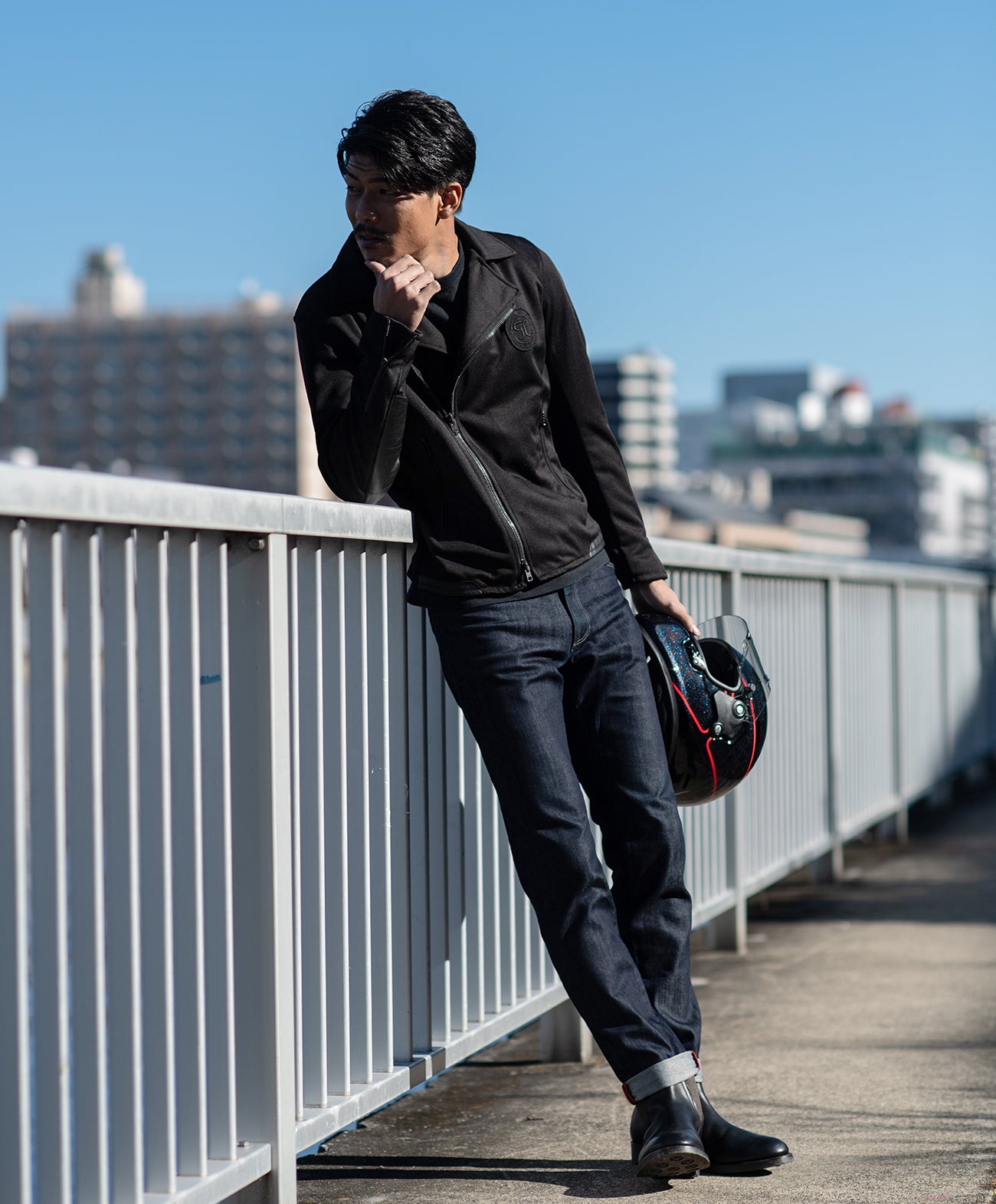 H185 B93 W72 サイズL 着用