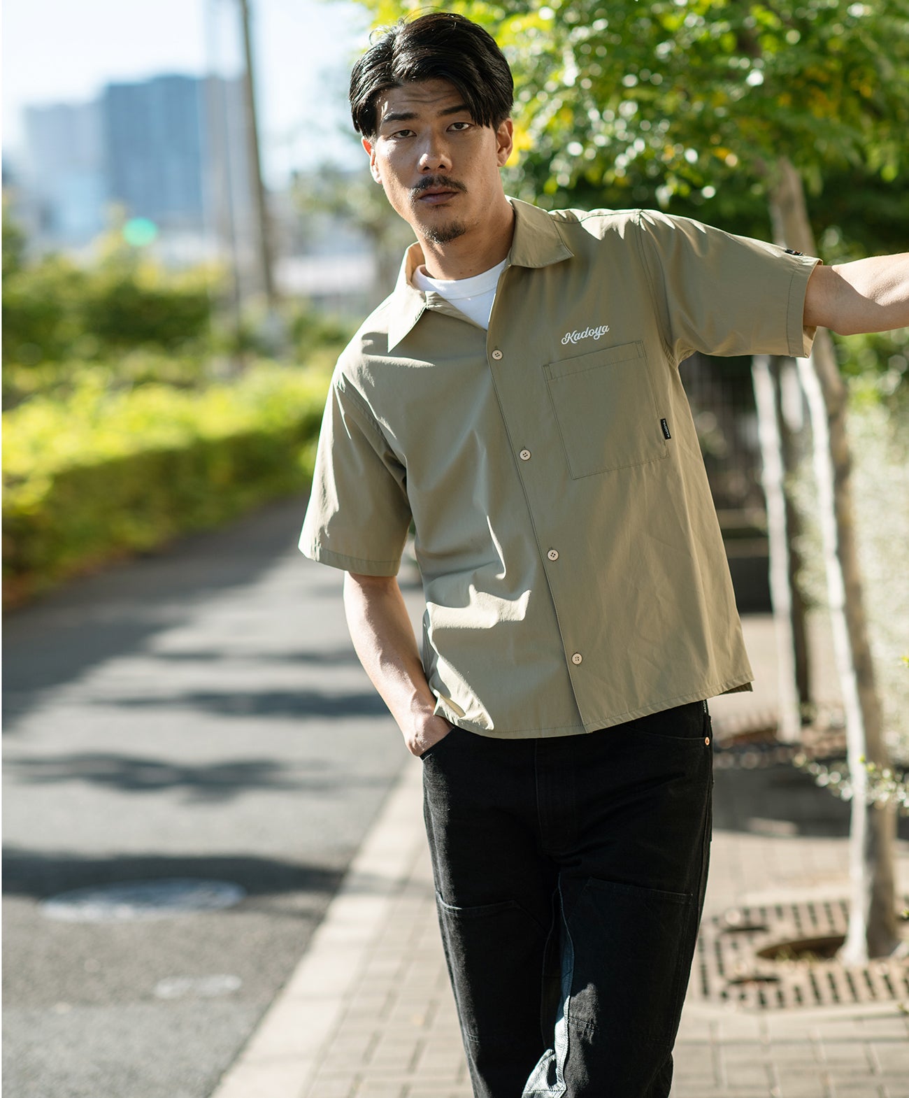 H185 B93 W72 サイズL 着用