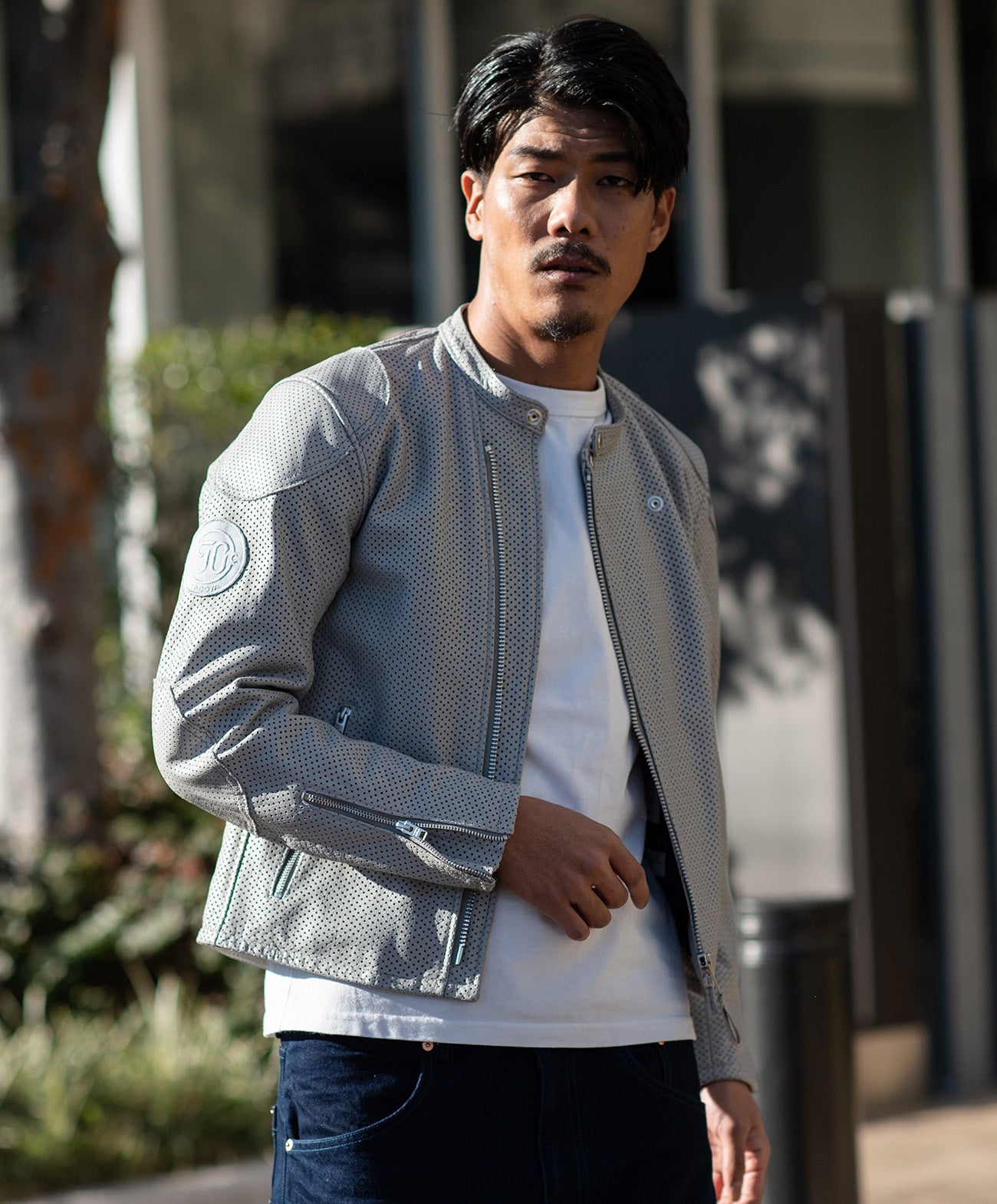 H185 B93 W72 サイズL 着用