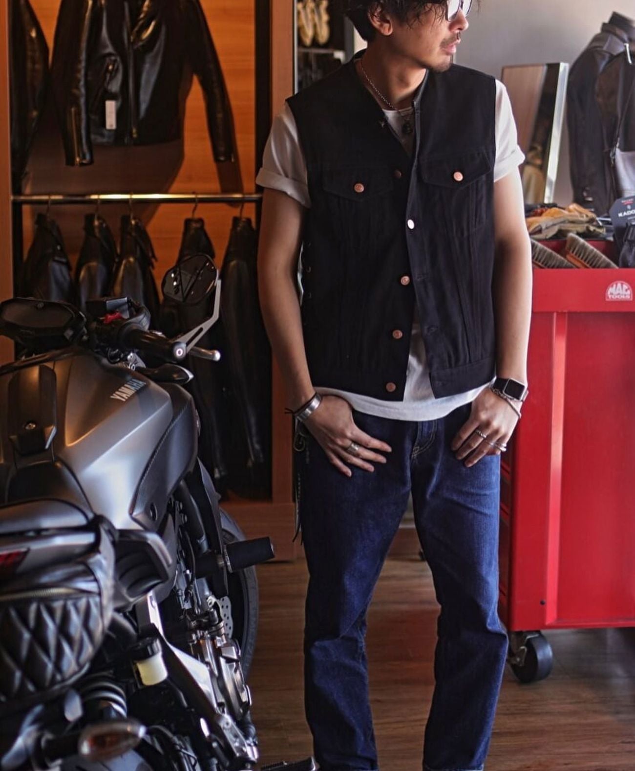172cm 63kg Size: L