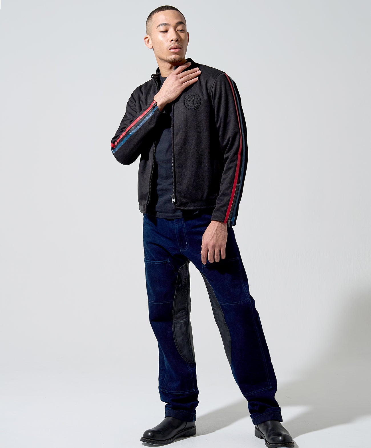 H178 B84 W72 サイズL 着用