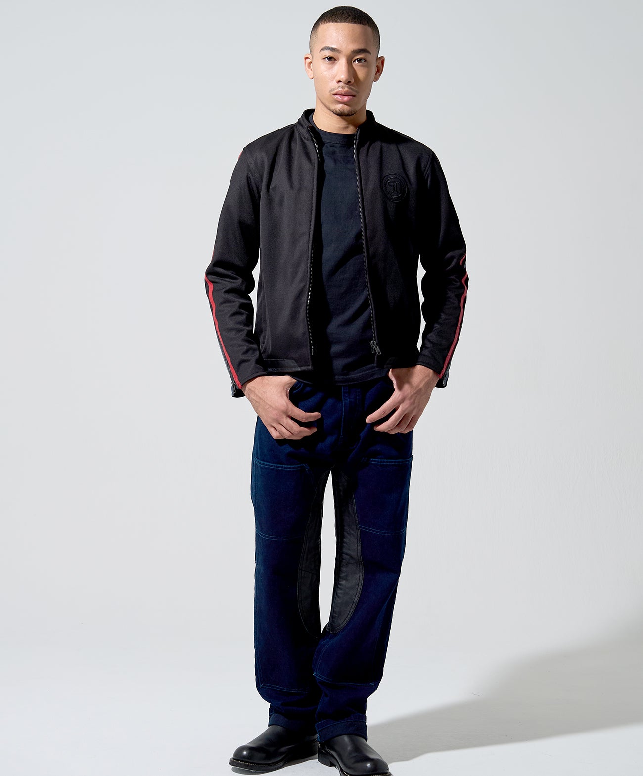 H178 B84 W72 サイズL 着用