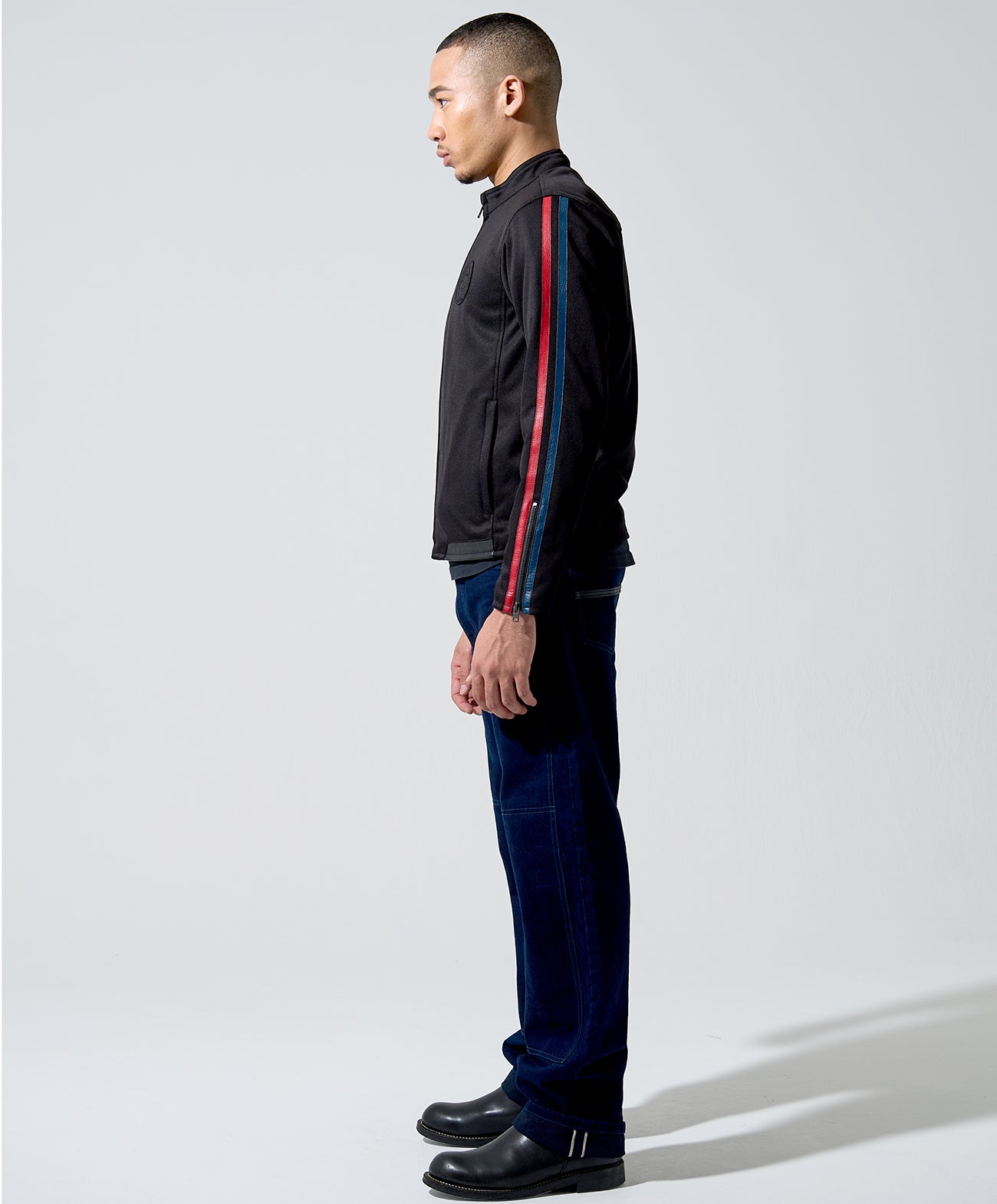 H178 B84 W72 サイズL 着用