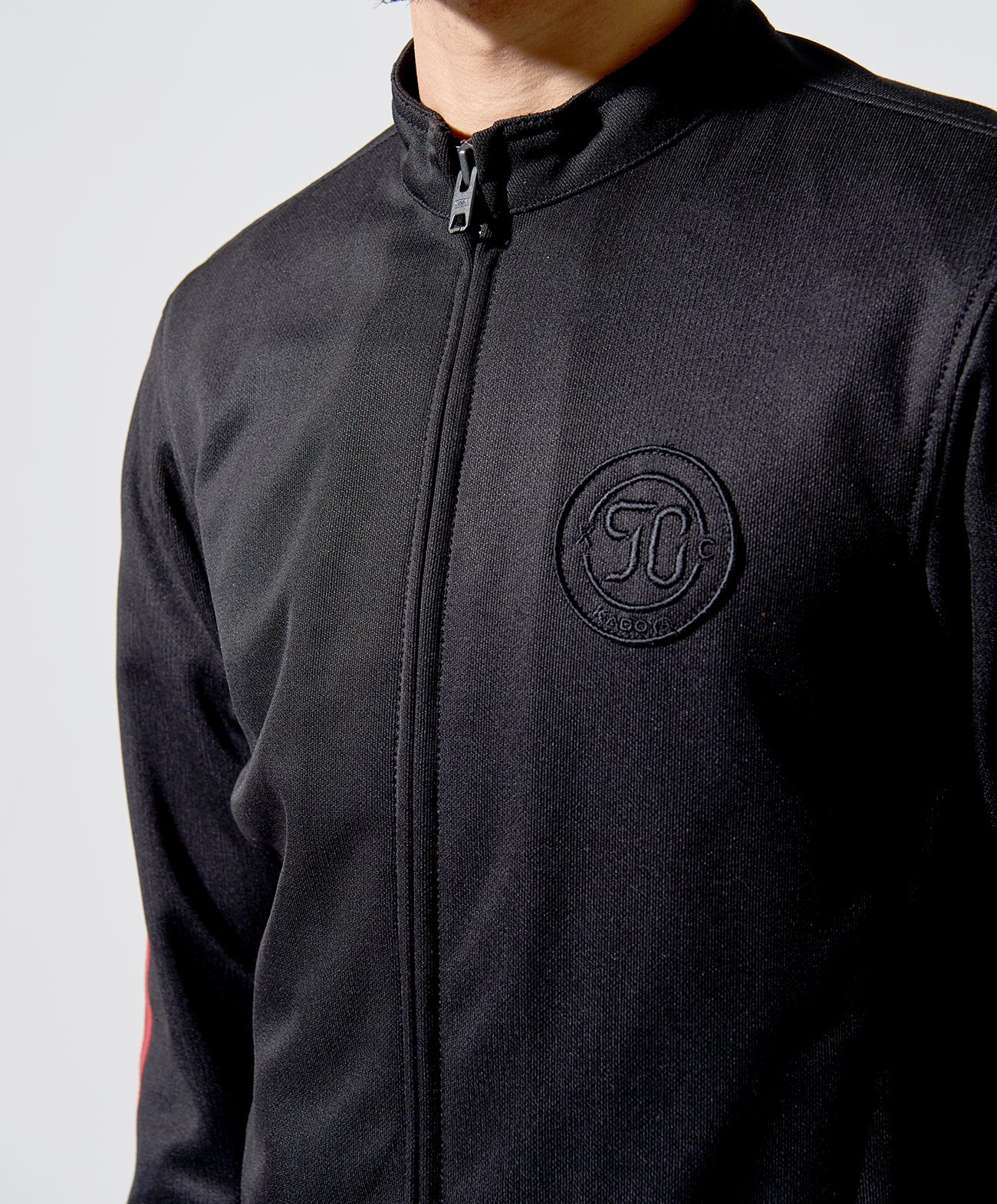 H178 B84 W72 サイズL 着用