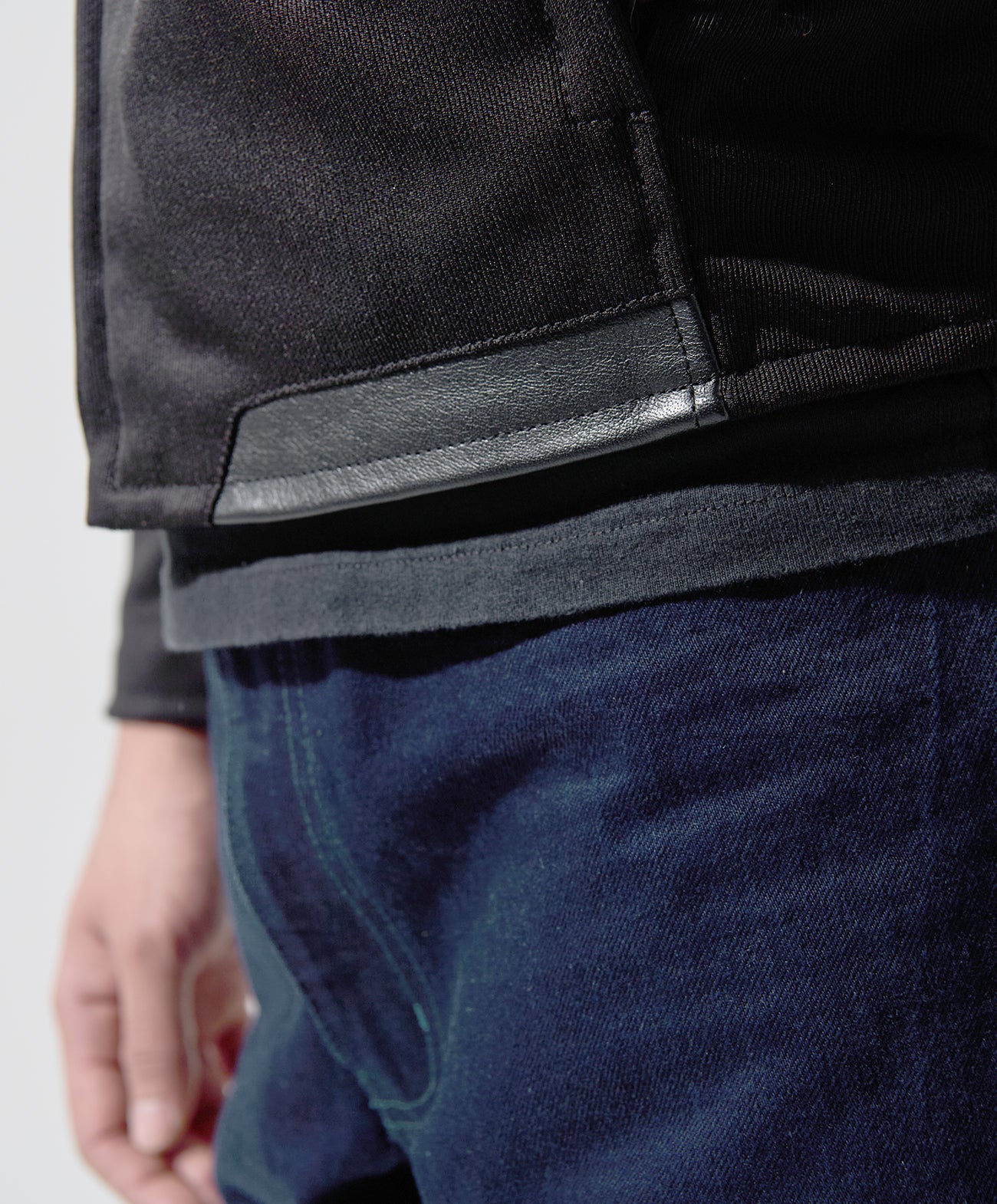 THOMPSON-XC / ブラック