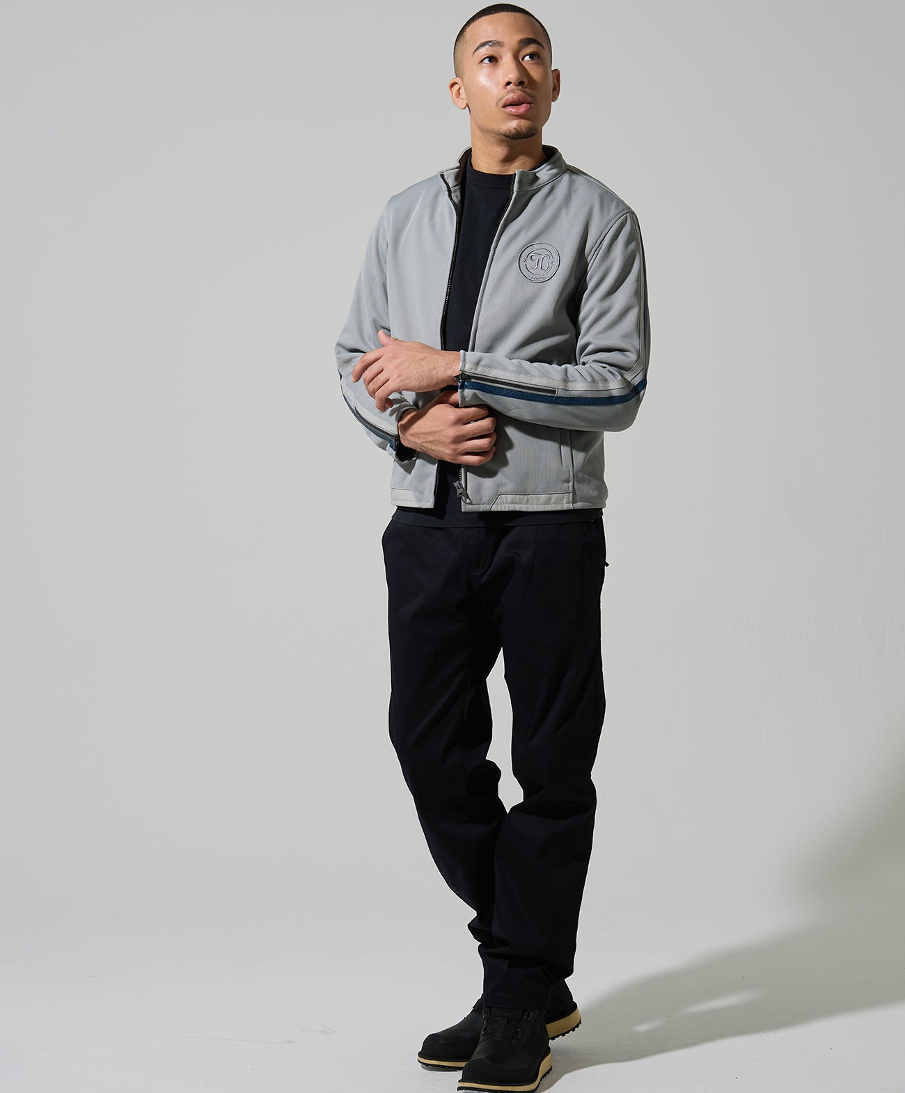 H178 B84 W72 サイズL 着用