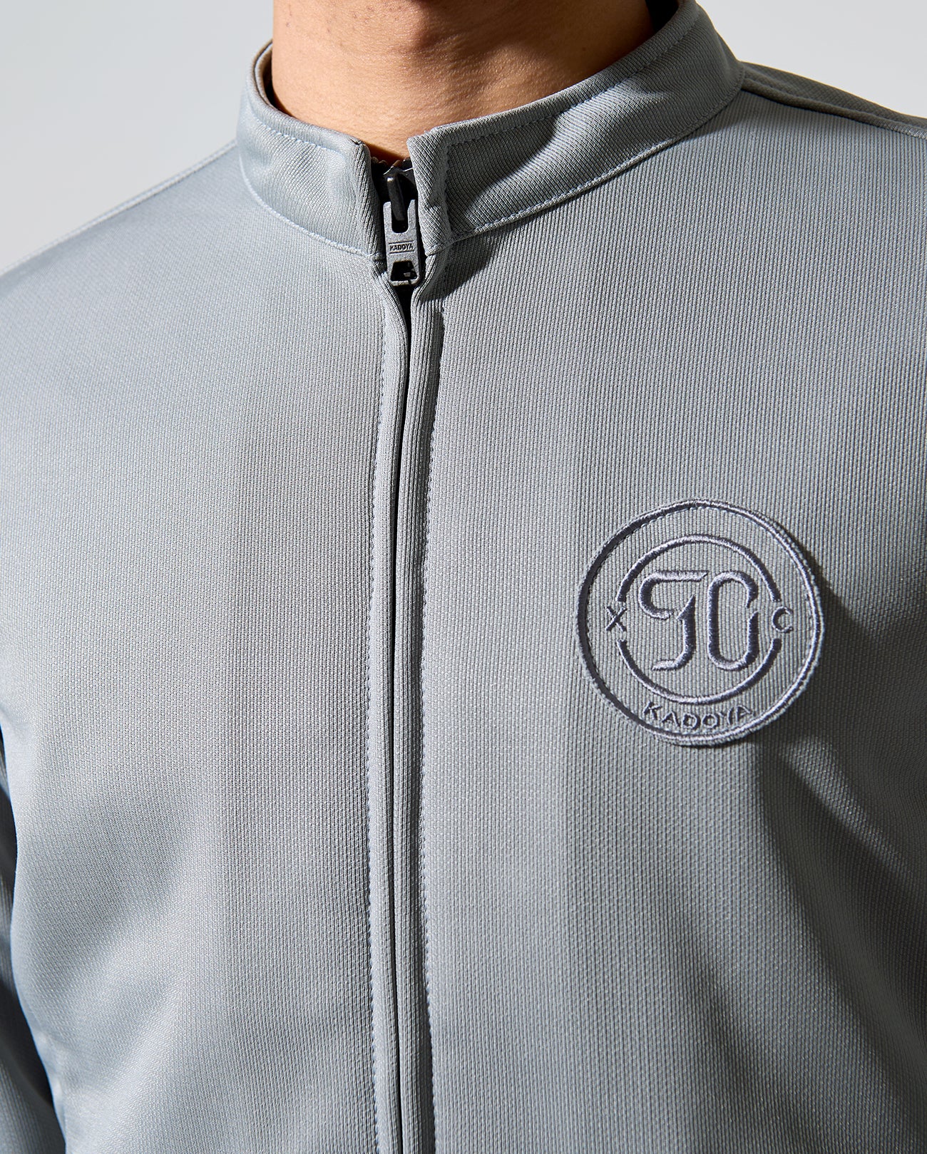 H178 B84 W72 サイズL 着用