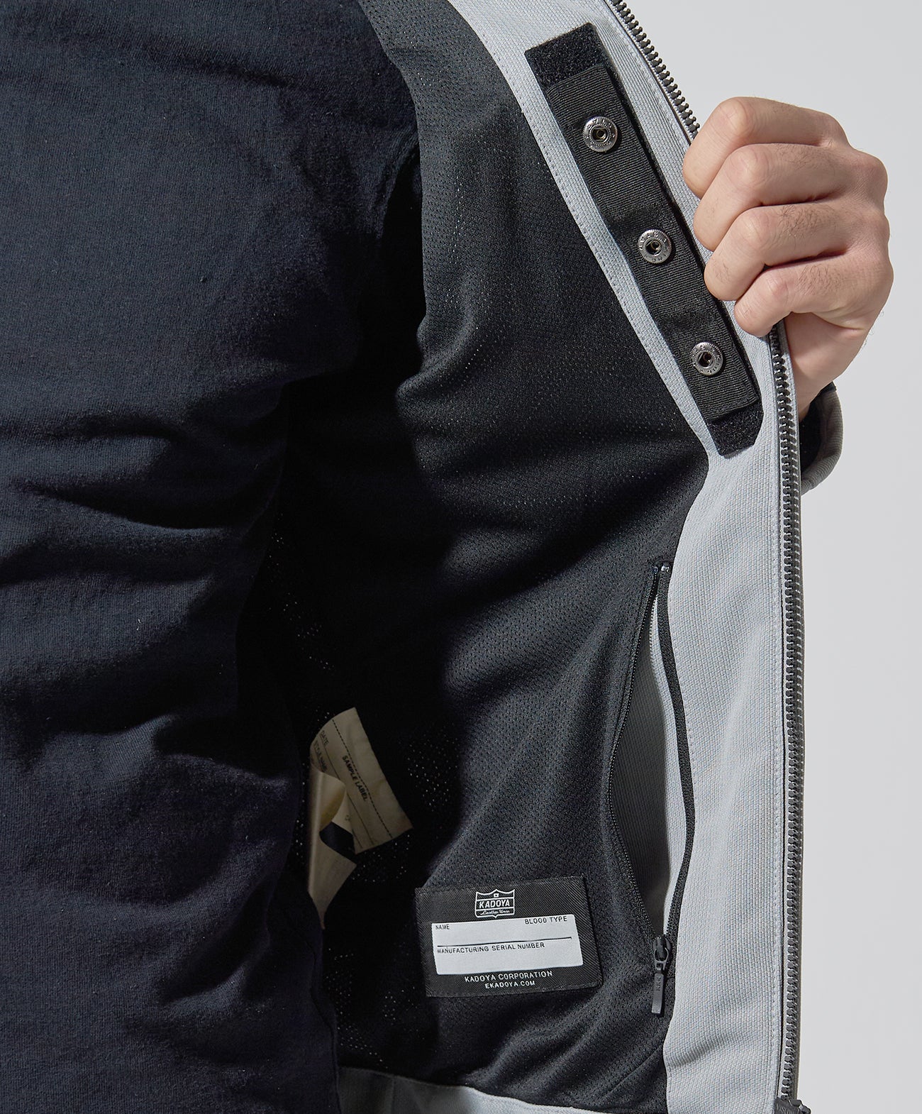 THOMPSON-XC / グレー