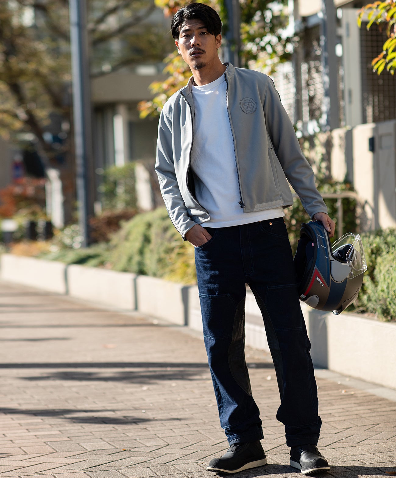 H185 B93 W72 サイズL 着用