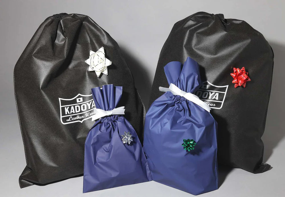 Gift wrapping (packaging materials provided)