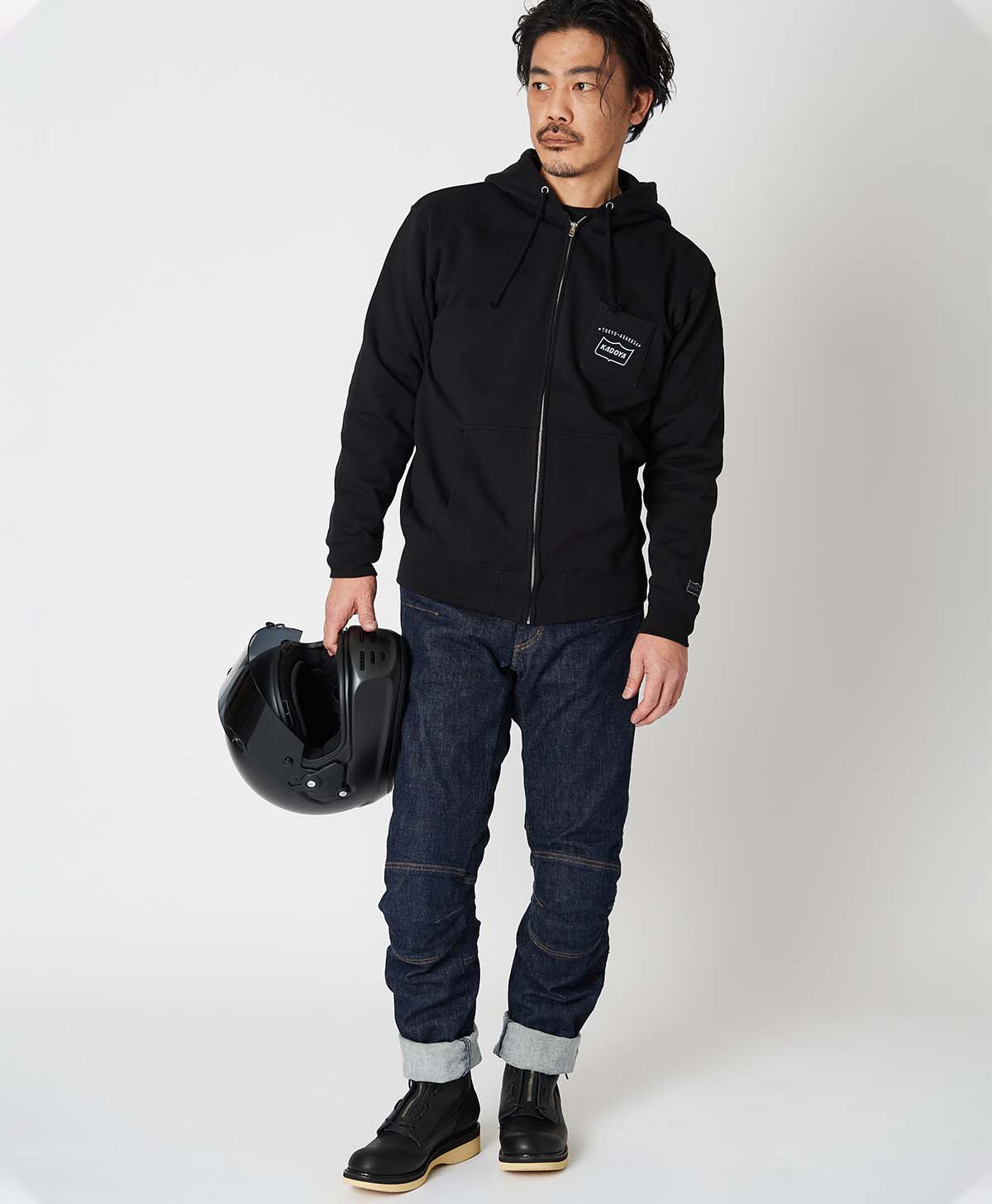 173cm 62kg サイズL Tシャツ着用