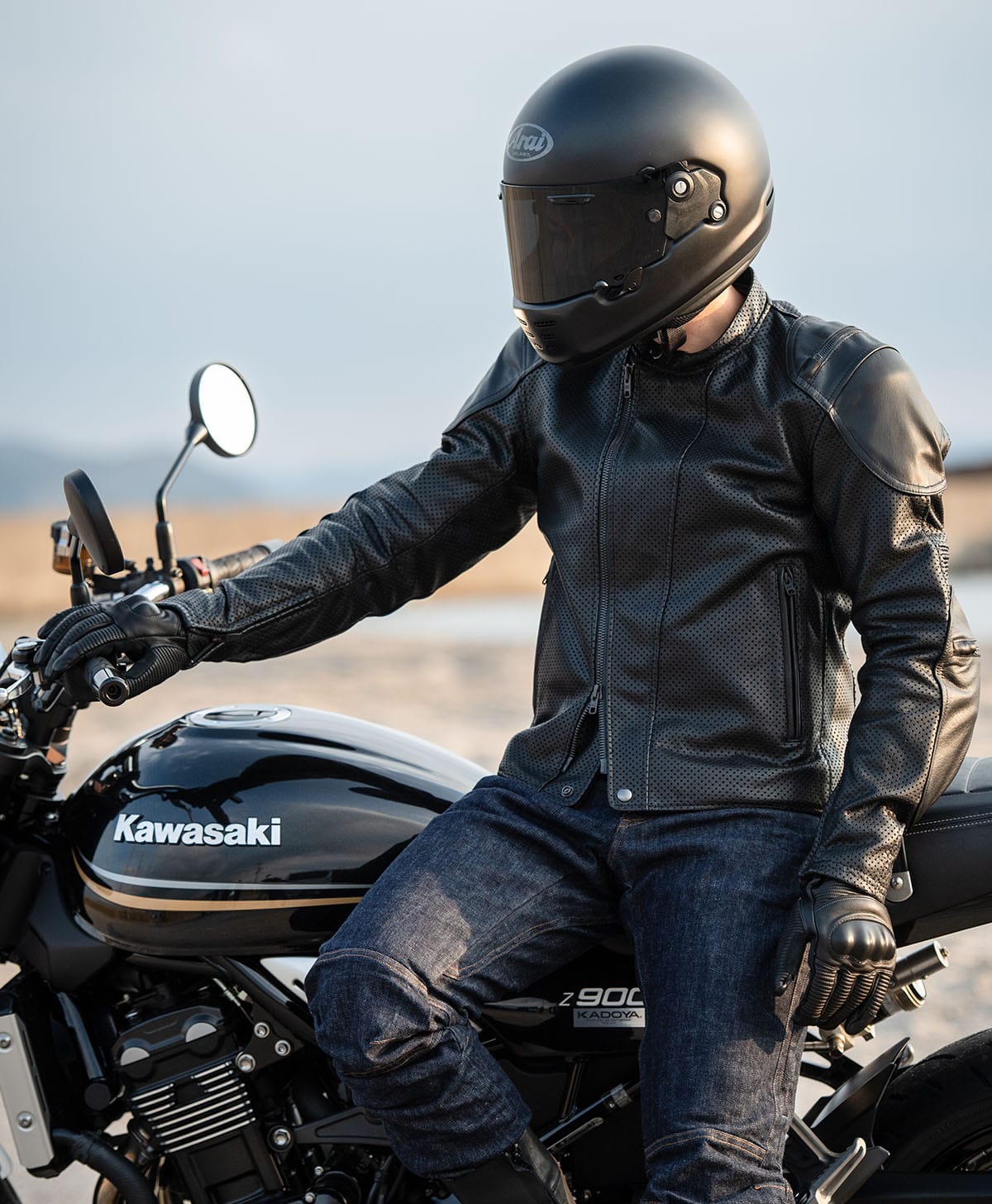 172cm 70kg サイズL Tシャツ着用