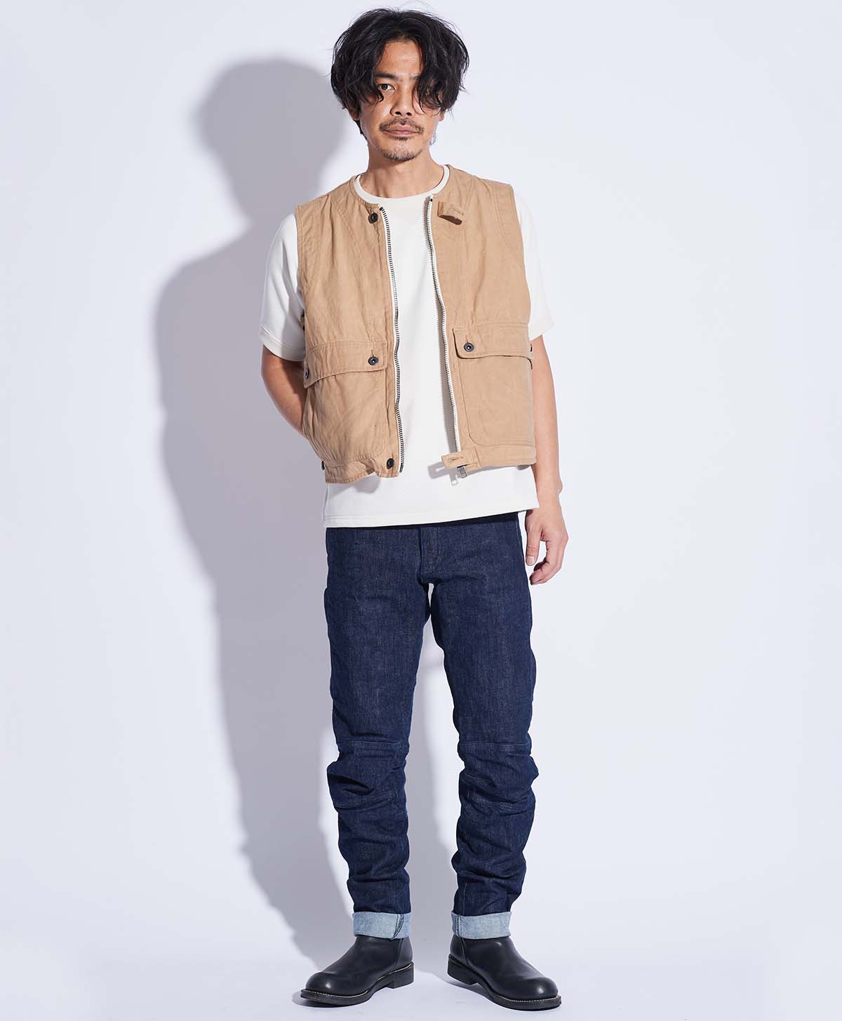 173cm 62kg サイズL Tシャツ着用