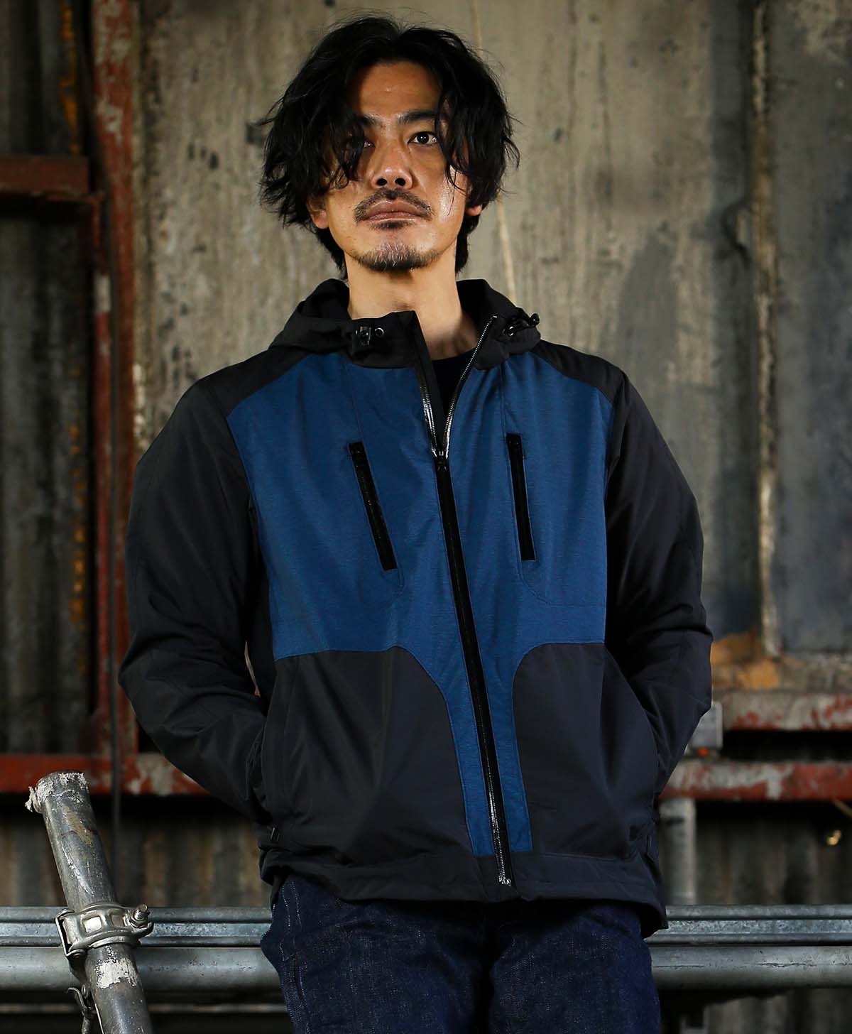 173cm 62kg サイズL Tシャツ着用 (パッド入り)