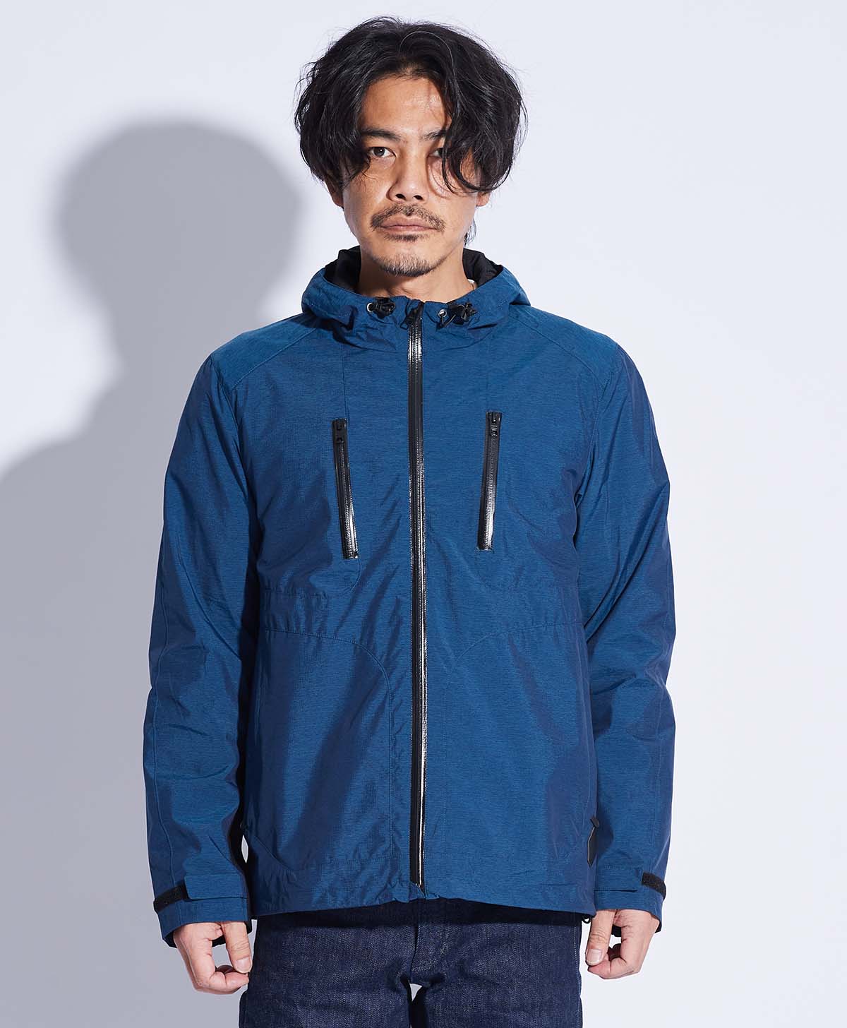 173cm 62kg サイズL Tシャツ着用 (パッド入り)