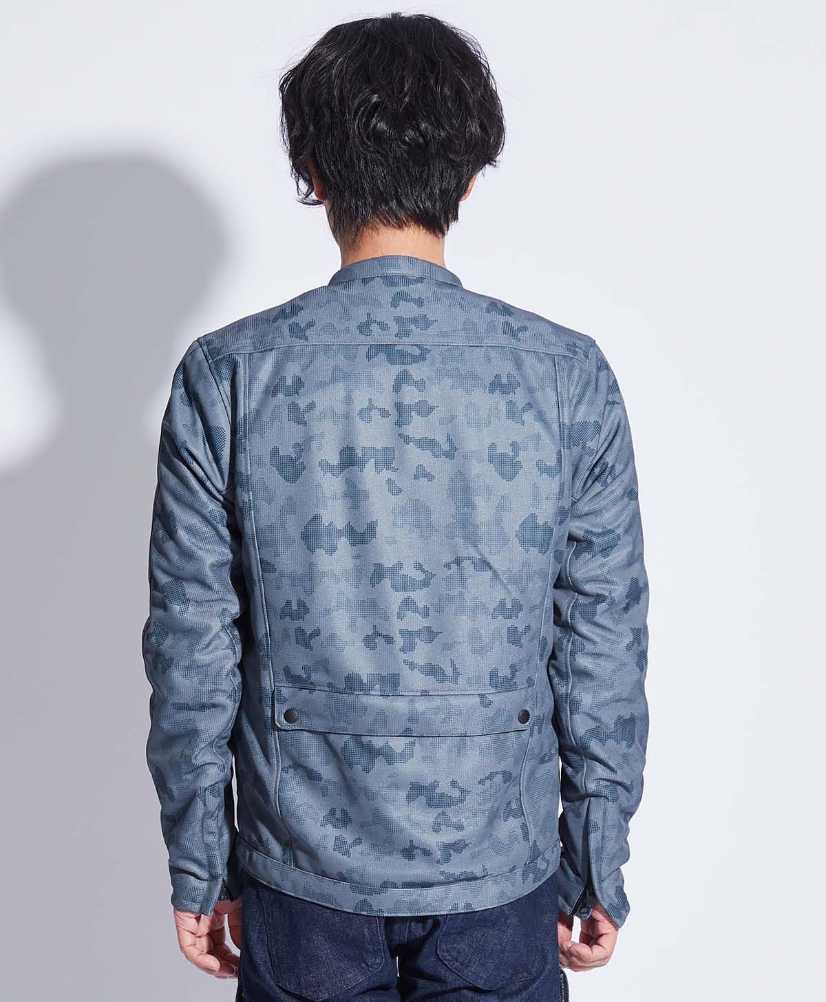173cm 62kg サイズL Tシャツ着用
