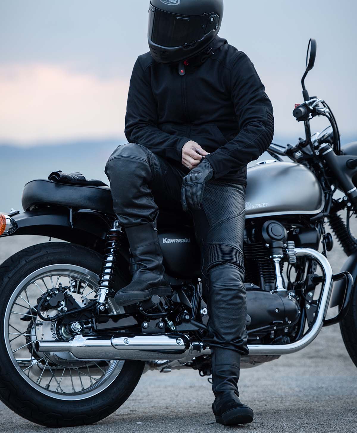 172cm 70kg サイズL