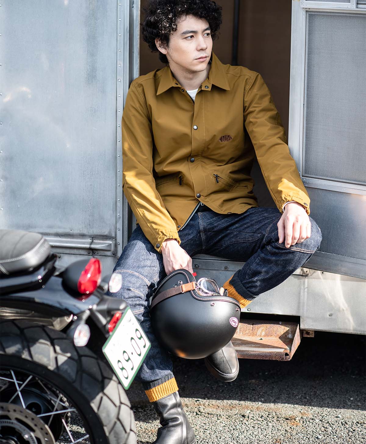 H184 B89 W71 サイズL Tシャツ着用