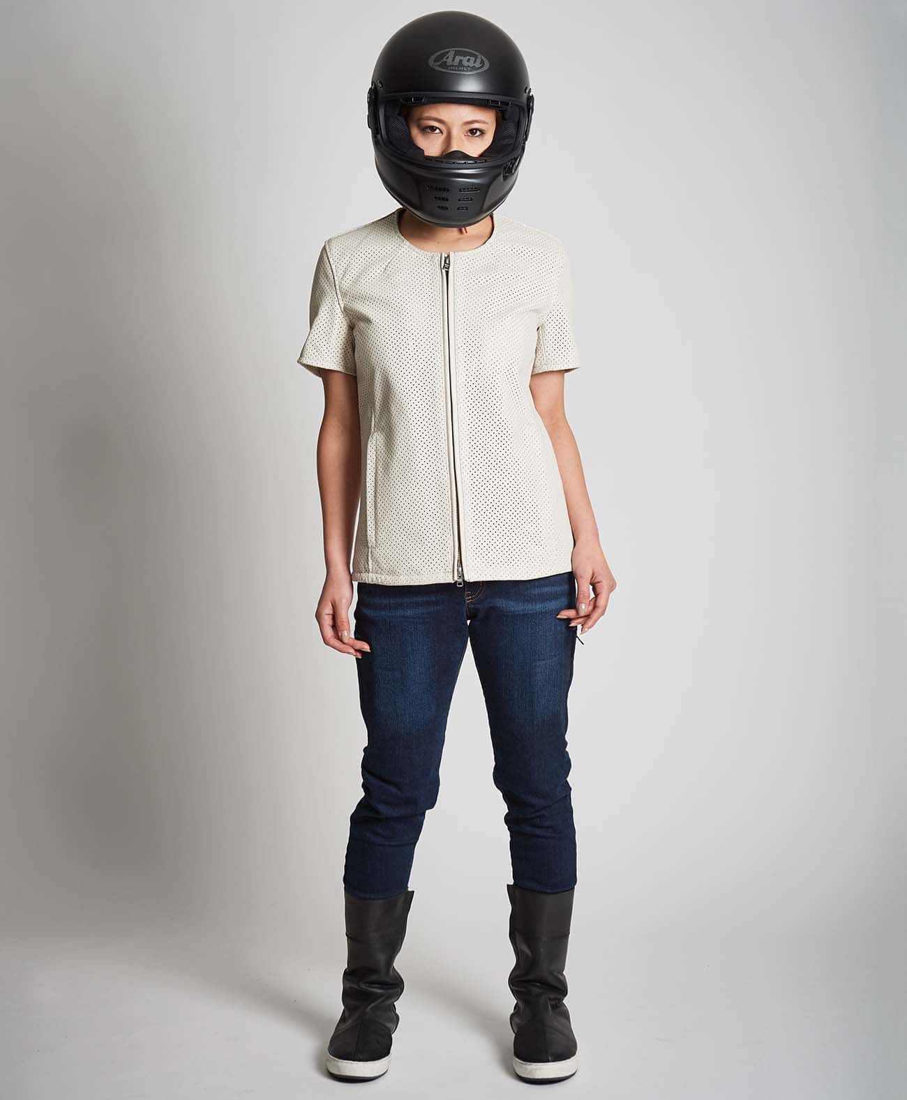 159cm 48kg サイズWM Tシャツ着用