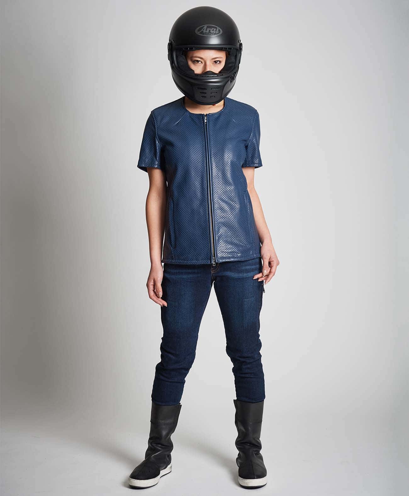 159cm 48kg サイズWM Tシャツ着用