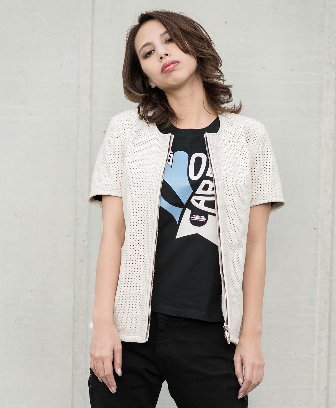 165cm 49kg サイズWM Tシャツ着用
