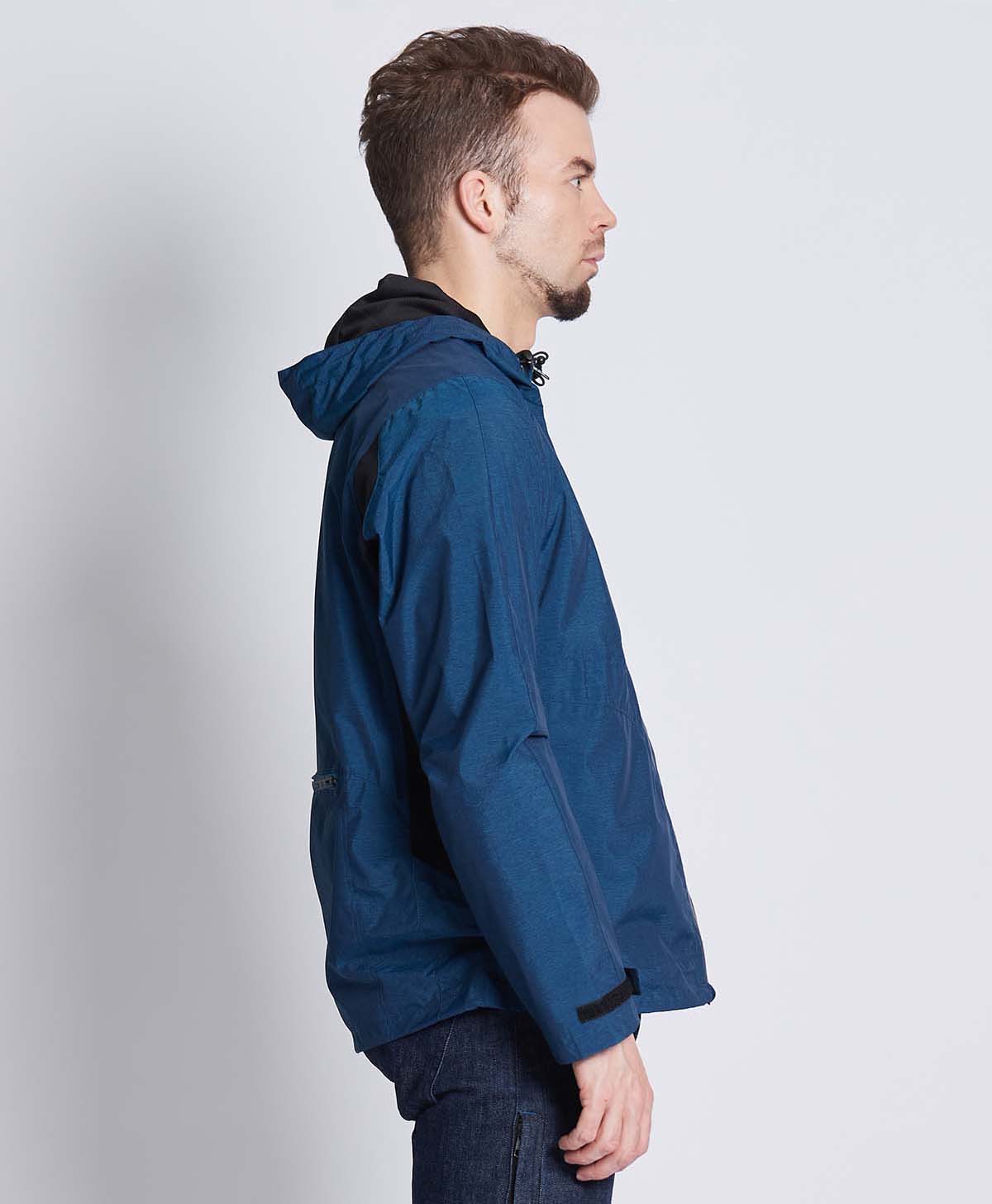 176cm 75kg サイズL Tシャツ着用(パッド入り)