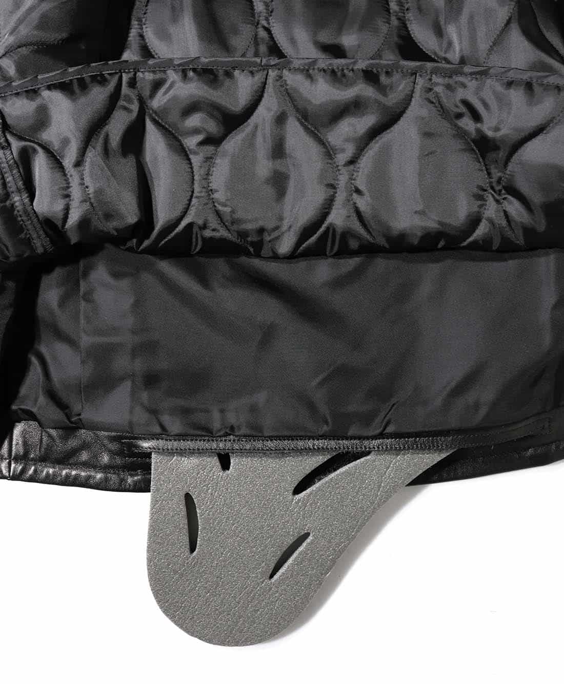 脊椎パット標準装備