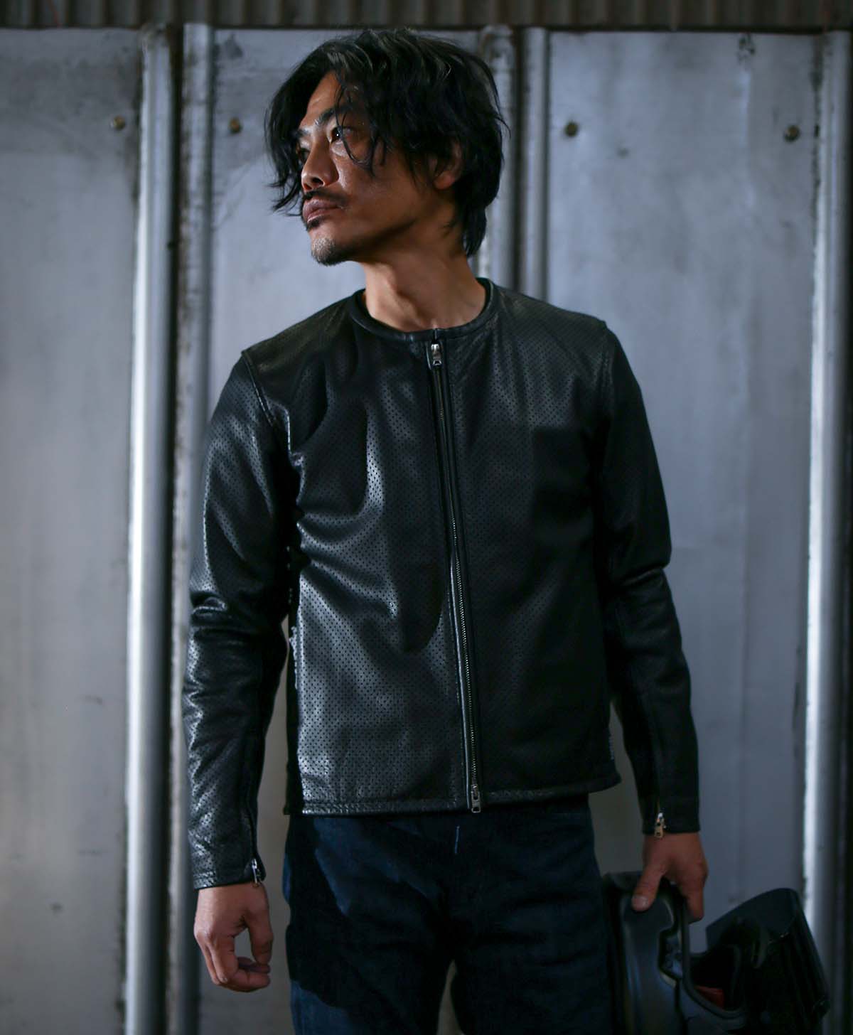 173cm 62kg サイズL Tシャツ着用