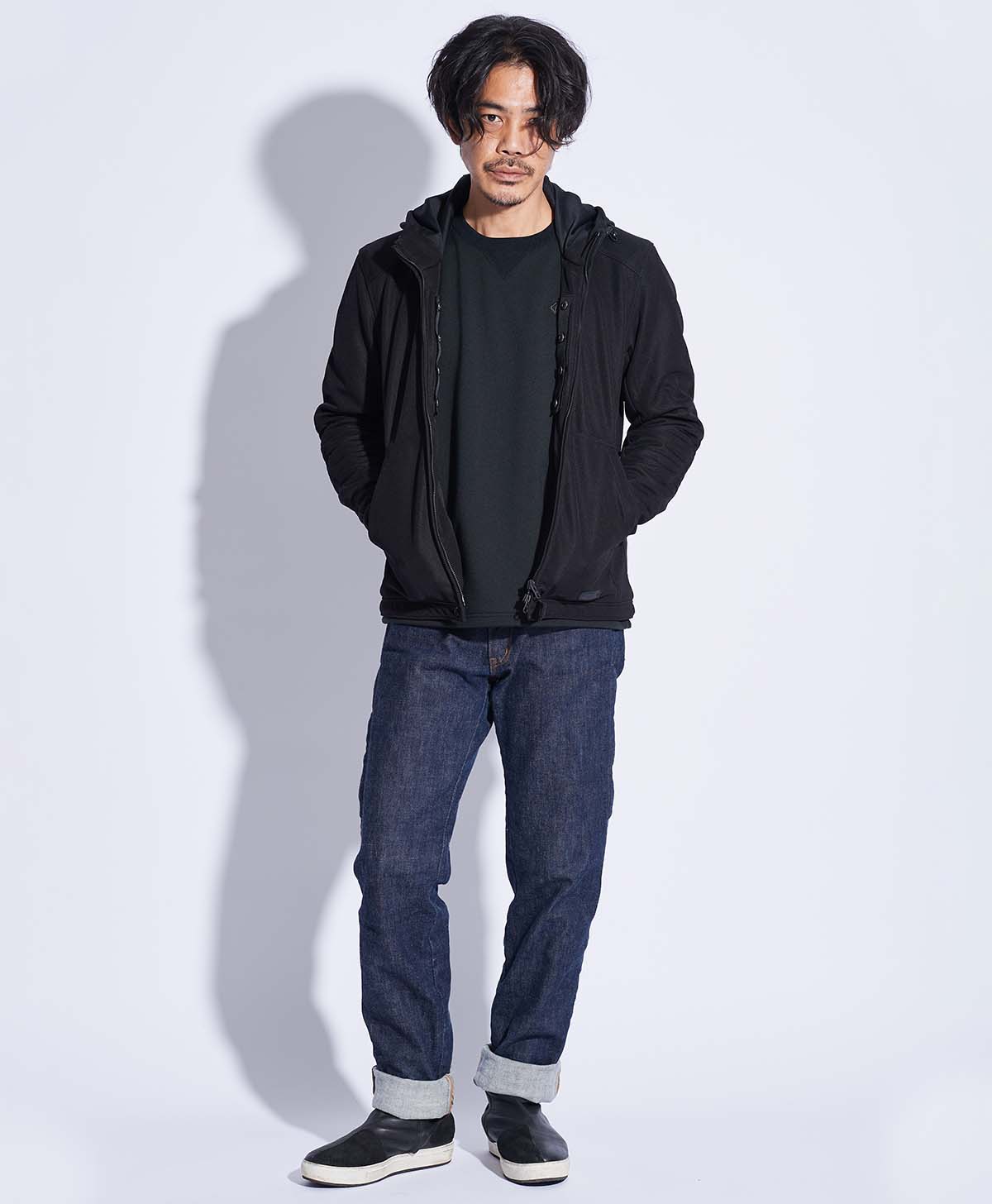 173cm 62kg サイズL Tシャツ着用