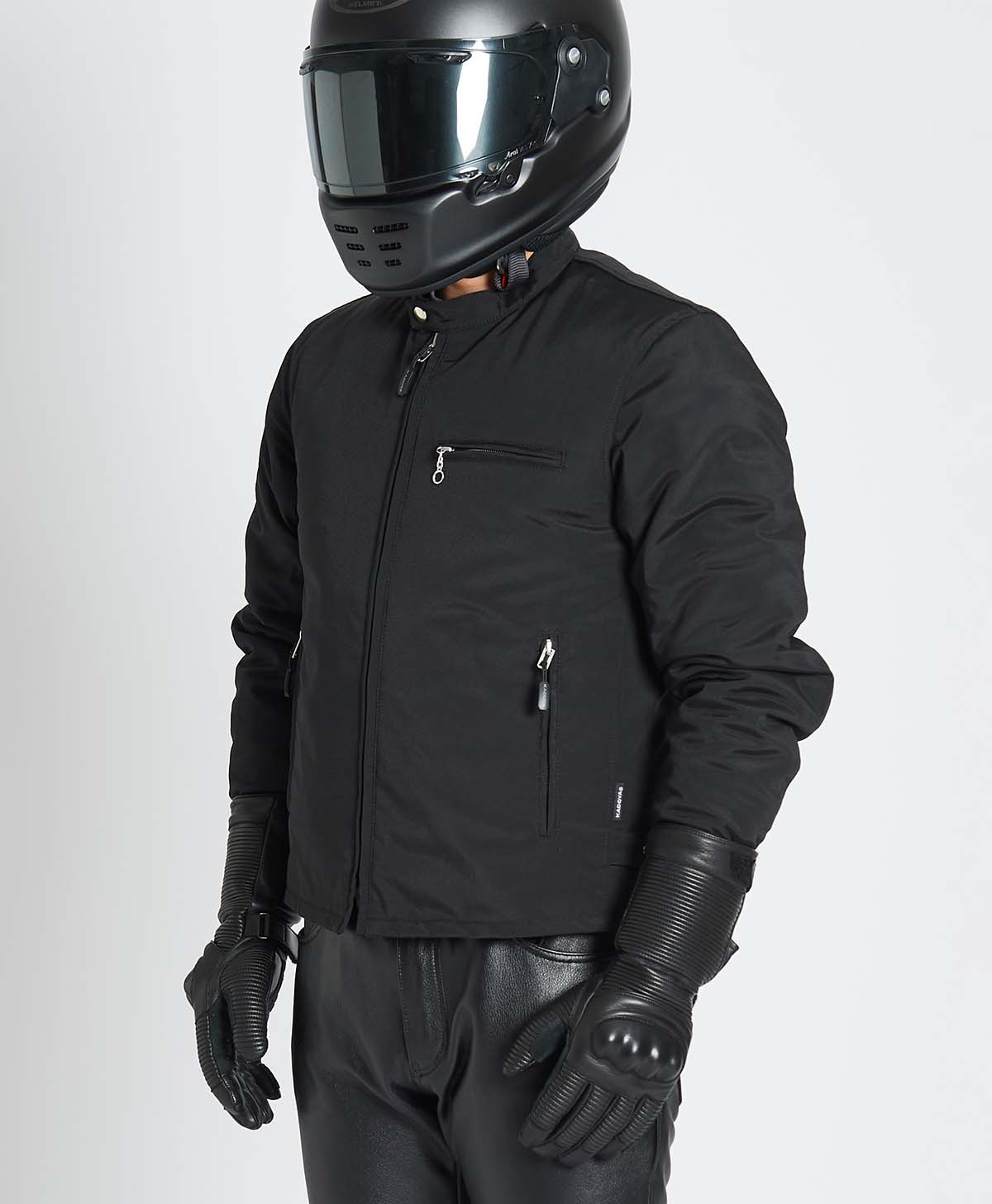 173cm 62kg サイズL Tシャツ着用
