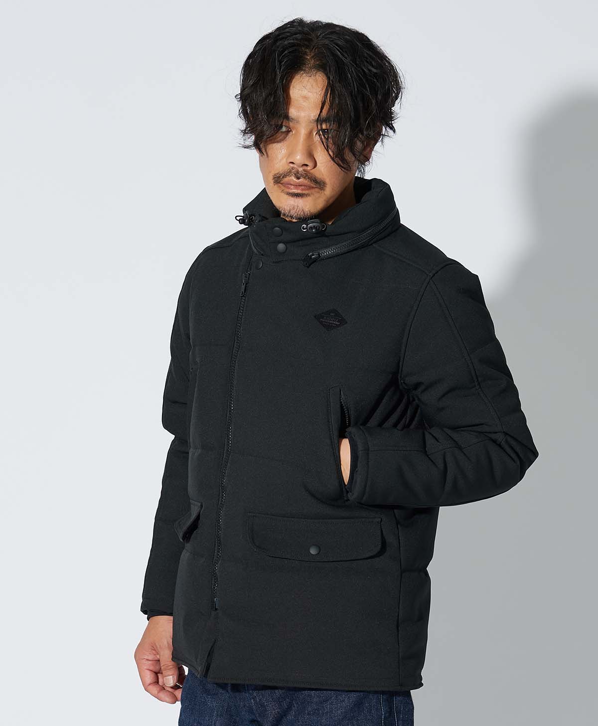173cm 62kg サイズL /インナー:ロンT