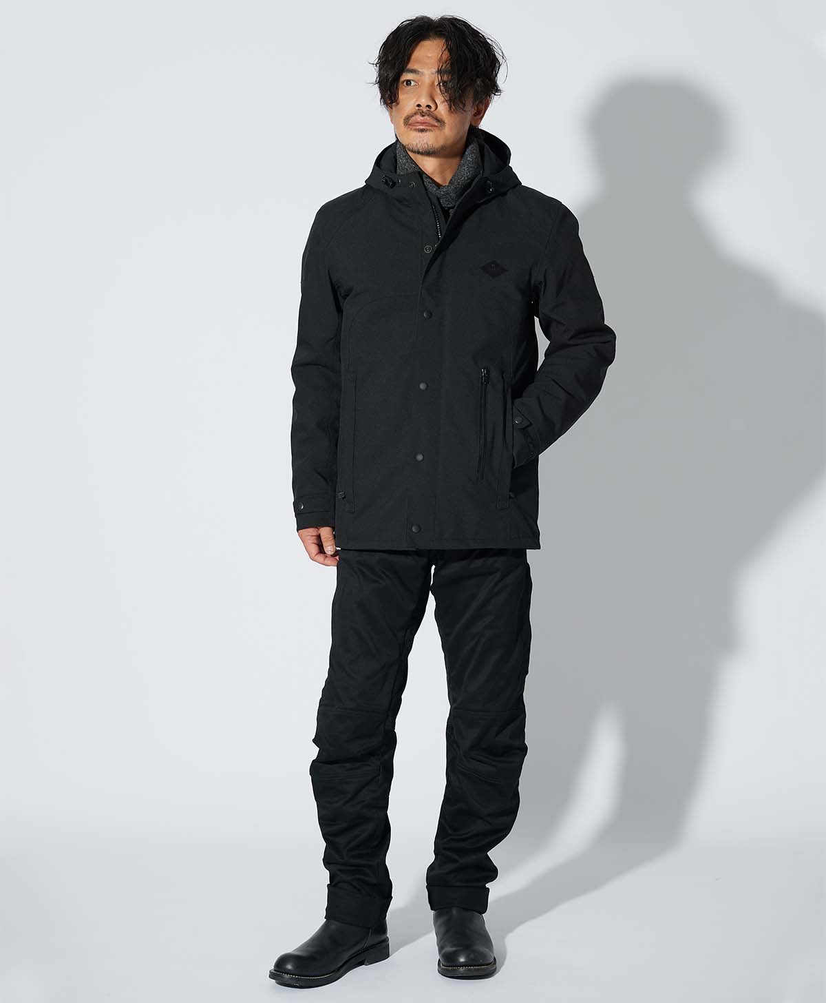 173cm 62kg サイズL ニット着用