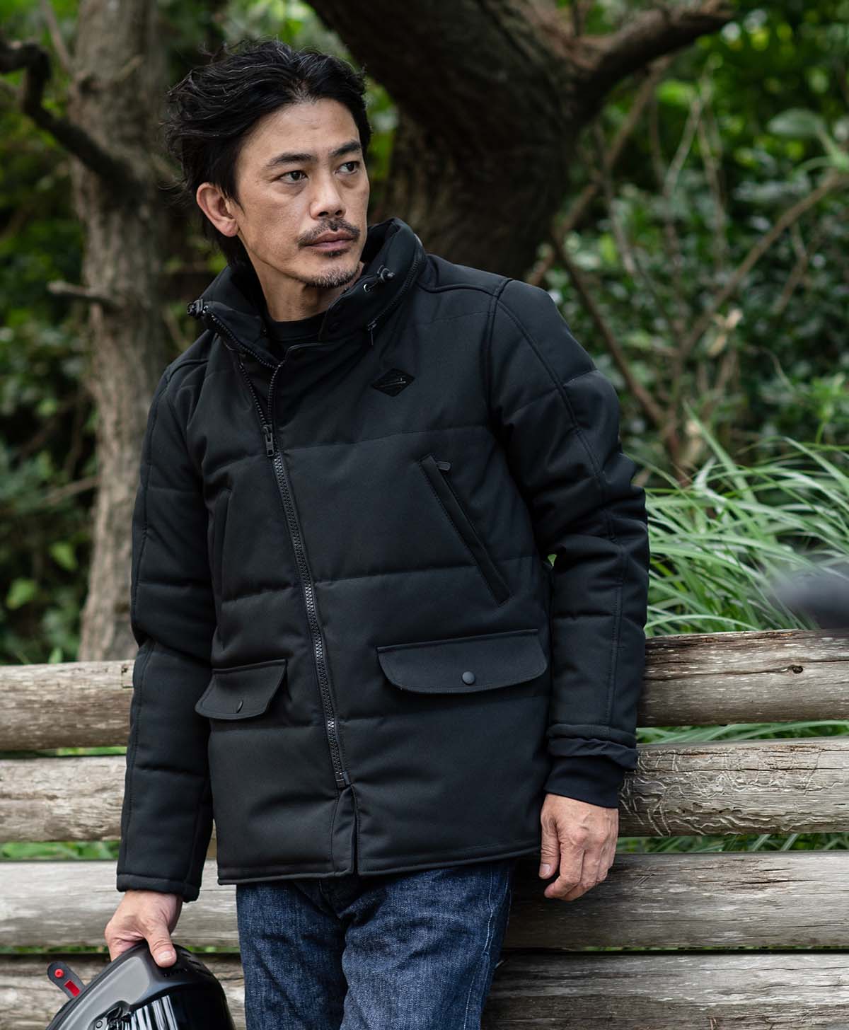 173cm 62kg サイズL /インナー:ロンT