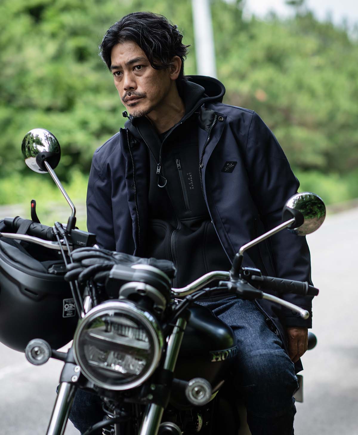 173cm 62kg サイズL /インナー:防風ジャケット